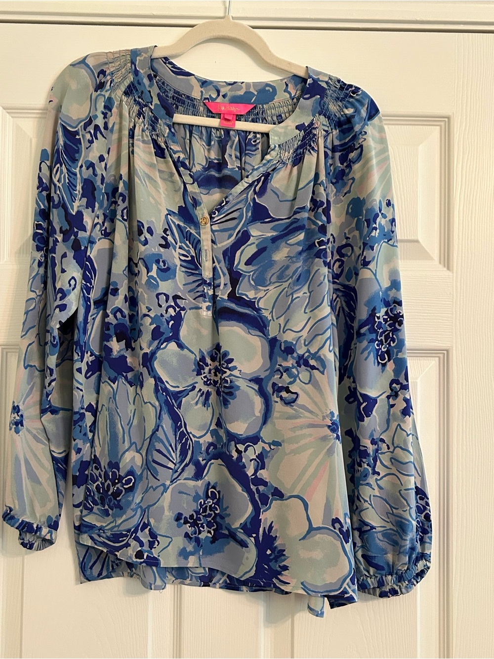 Lilly Pulitzer Elsa Silk Blouse,  "Catch and Keep", size L, EUC
